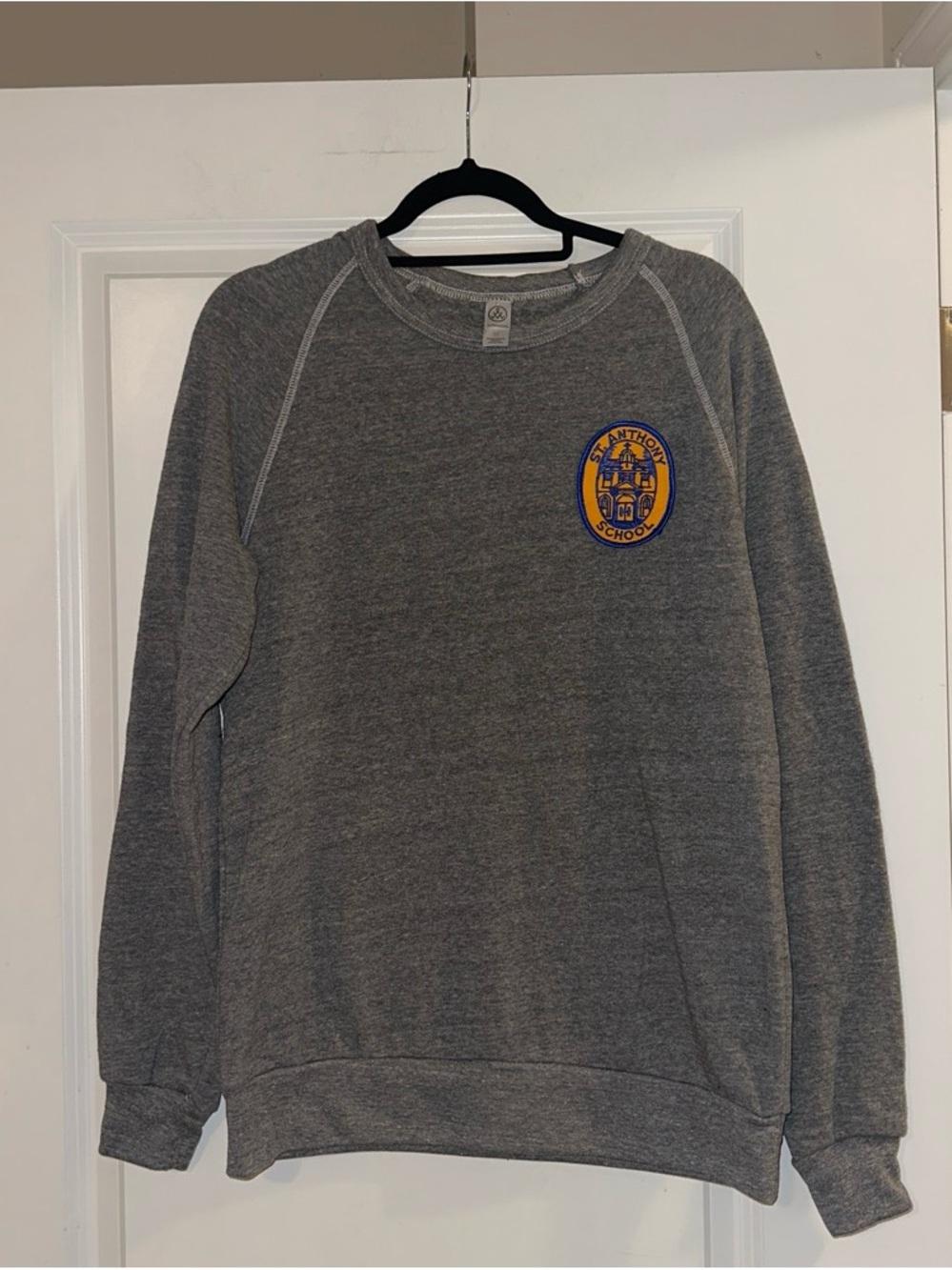 Alternative Gray Crewneck with Yellow and Blue School Patch